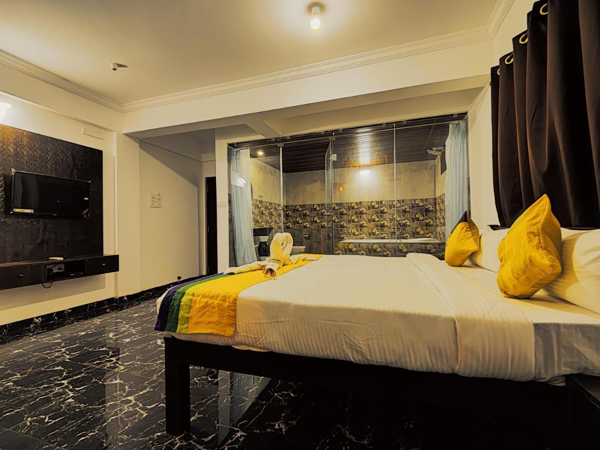Hotel Innovation Inn Baga Esterno foto