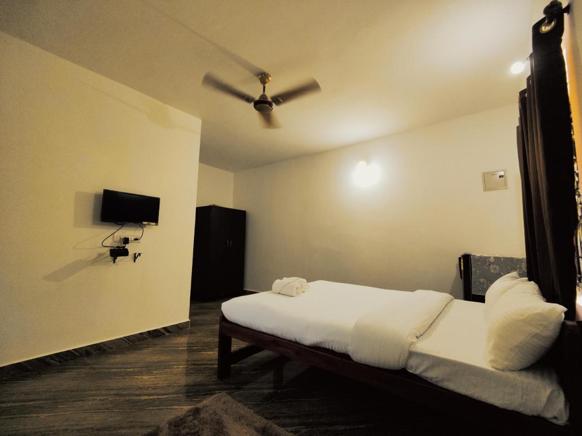 Hotel Innovation Inn Baga Esterno foto